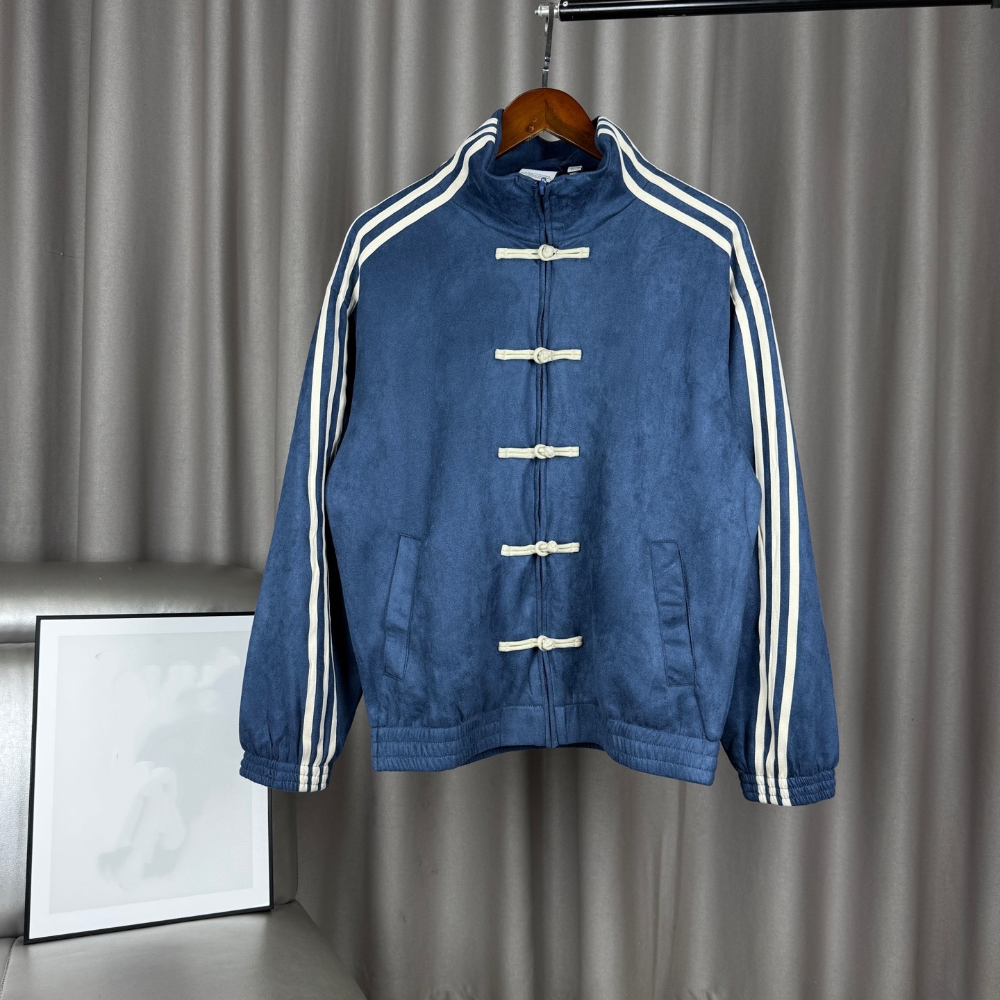 Mens Designer hoodie jacket Pilot Jacket with Plush Sleeves Letter Embroidery Autumn Winter Fashionable Baseball Coat