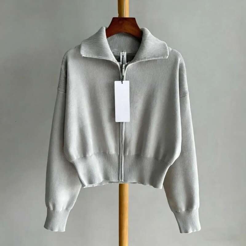 2026 Top Alonessities Yoga Sets Jacket Women Straight Pant Set Thick Warmth Gym Clothing Alonessities Knit Jacket Leggings Designer Vuori Women Sweat Sets 8