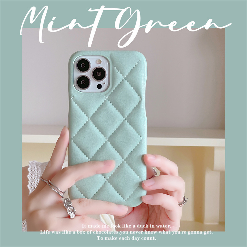 Solid Color Quilted Pattern Compatible with Apple 17 Pro Max Phone Case iPhone 16 Leather 15 Chanel Style 14 Three-Pack Hard