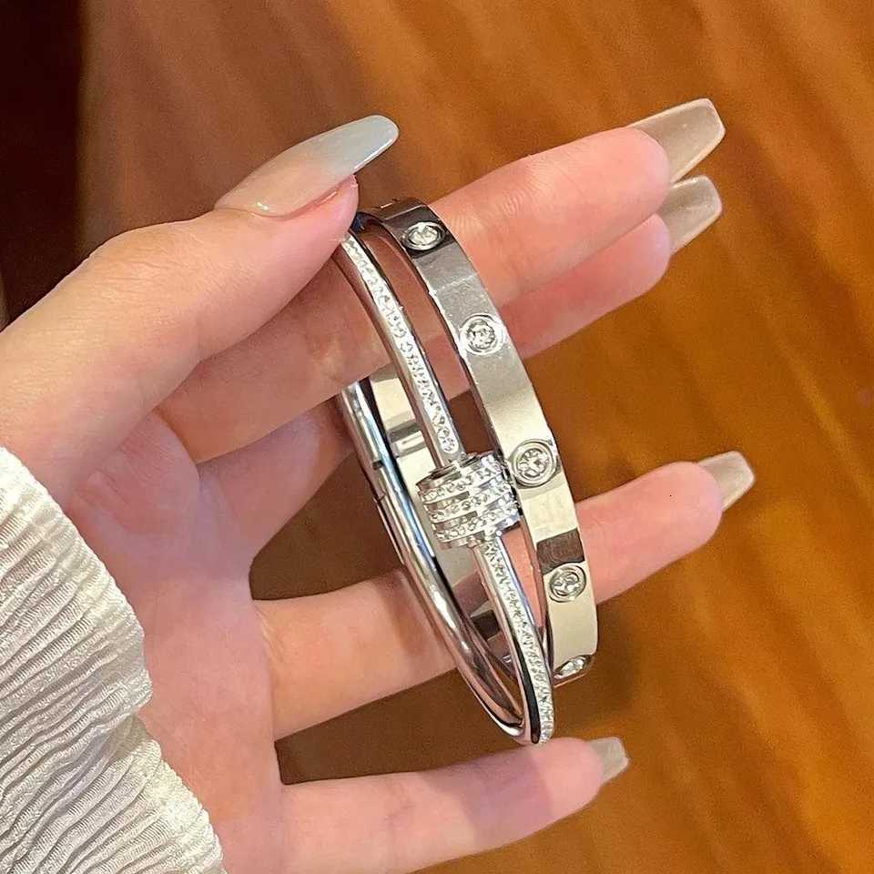 Fashion Waterproof Stainless Steel Zircon Inlaid for Women Exquisite Birthday Gift Jewelry M251220