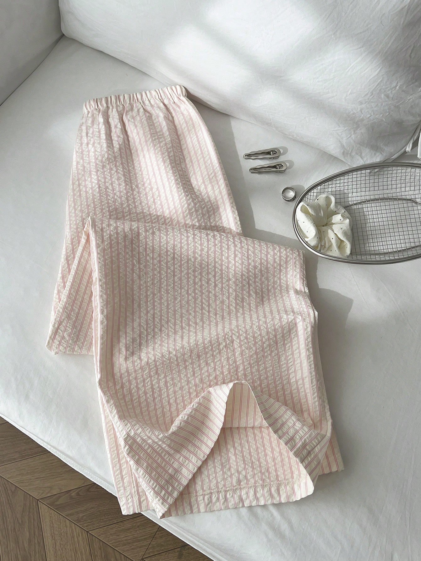 Women's Minimalist Casual Straight Leg Pants - Polyester Ruched Texture Commute Trousers---118