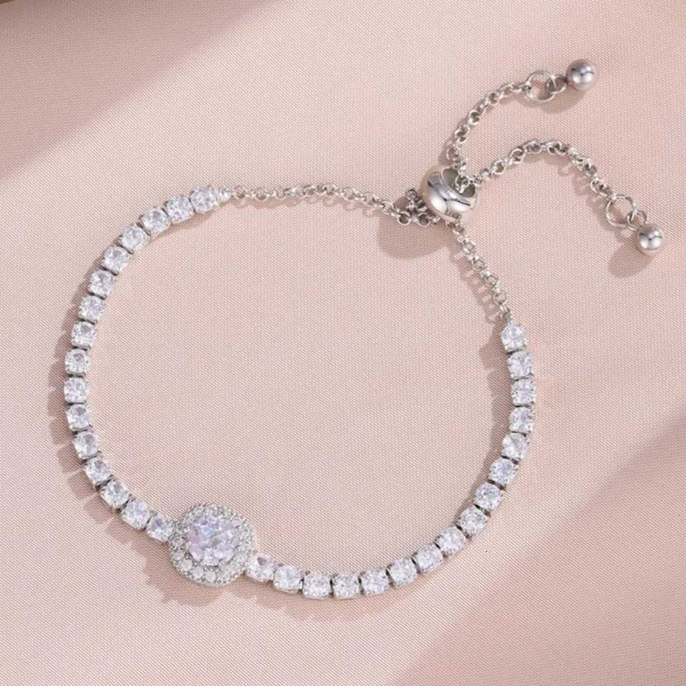 Fashion Titanium Steel Zircon for Women Light Luxury Non-Fading Jewelry Accessory Gift Set M251220