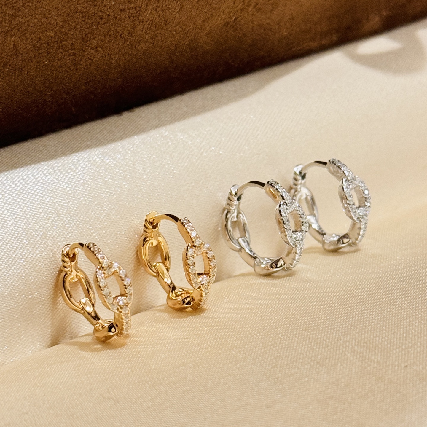 O Maillon HH earring Designer earrings for woman ladies stud 18 K gilded studs Counter quality with box new selling diamond anniversary gift 082