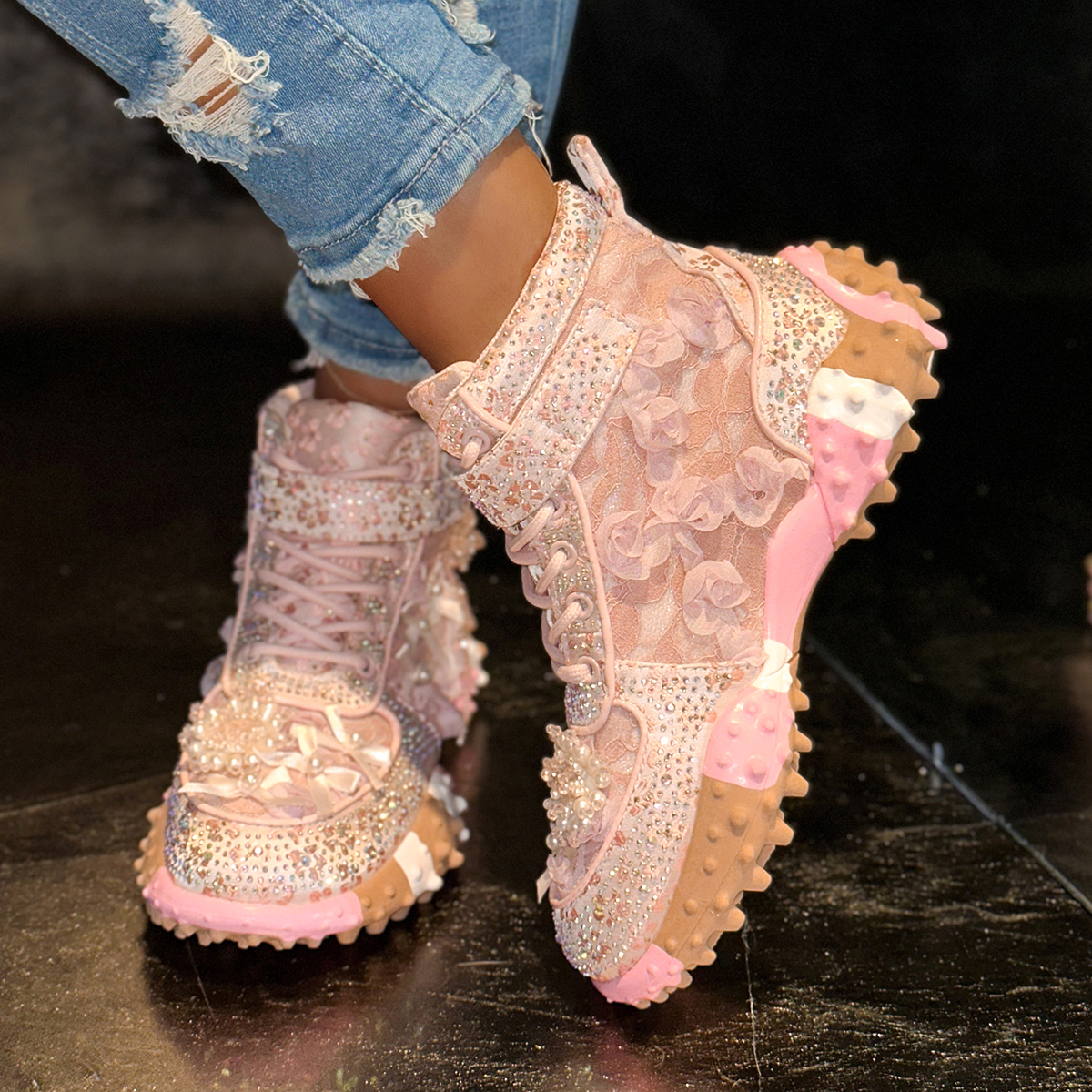 High-top Womens Designer Sneakers Fashion Rhinestone Pearl Luxury Shoes Outdoor Platform Female Sports Shoes Tennis Outdoor Hiking Anti Slip Column Ru