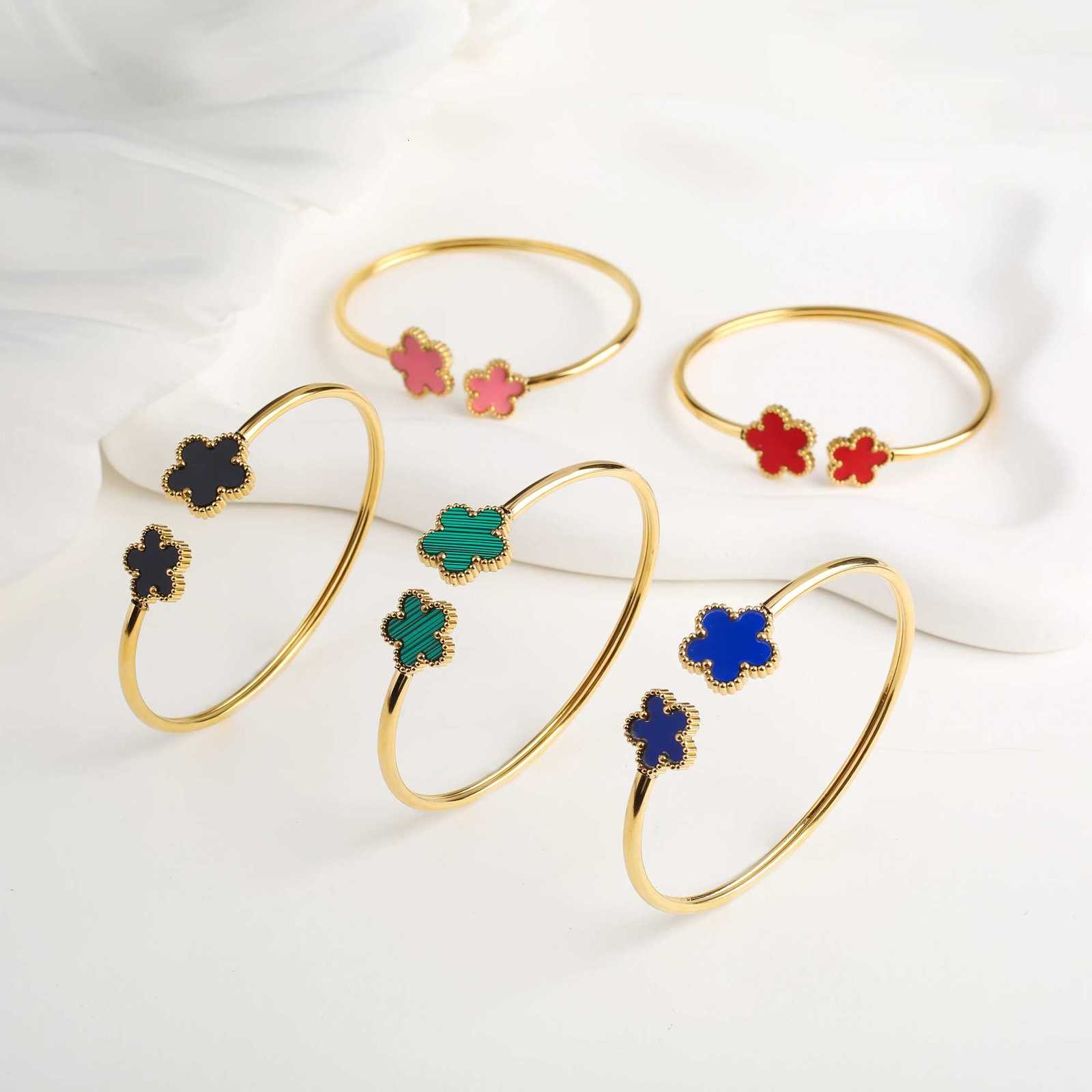 Classic Luxury Stainless Steel Five Flower Open Bangle High Quality Women Fashion Party Jewelry Gift Daily Wear C r M251220