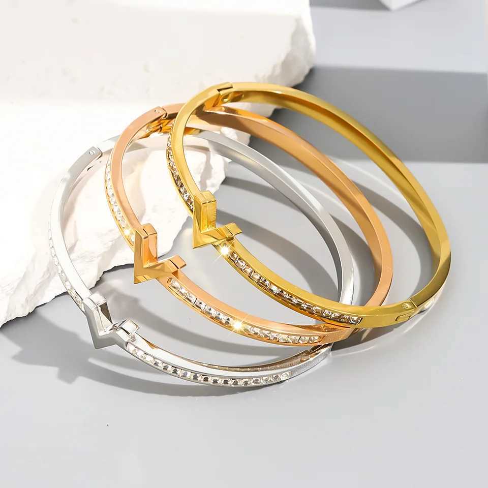 1PC Stainless Steel Womens Cuff Bangle V-shaped Single Row Zircon Series Waterproof Wrist Jewelry Accessory Gift M251220