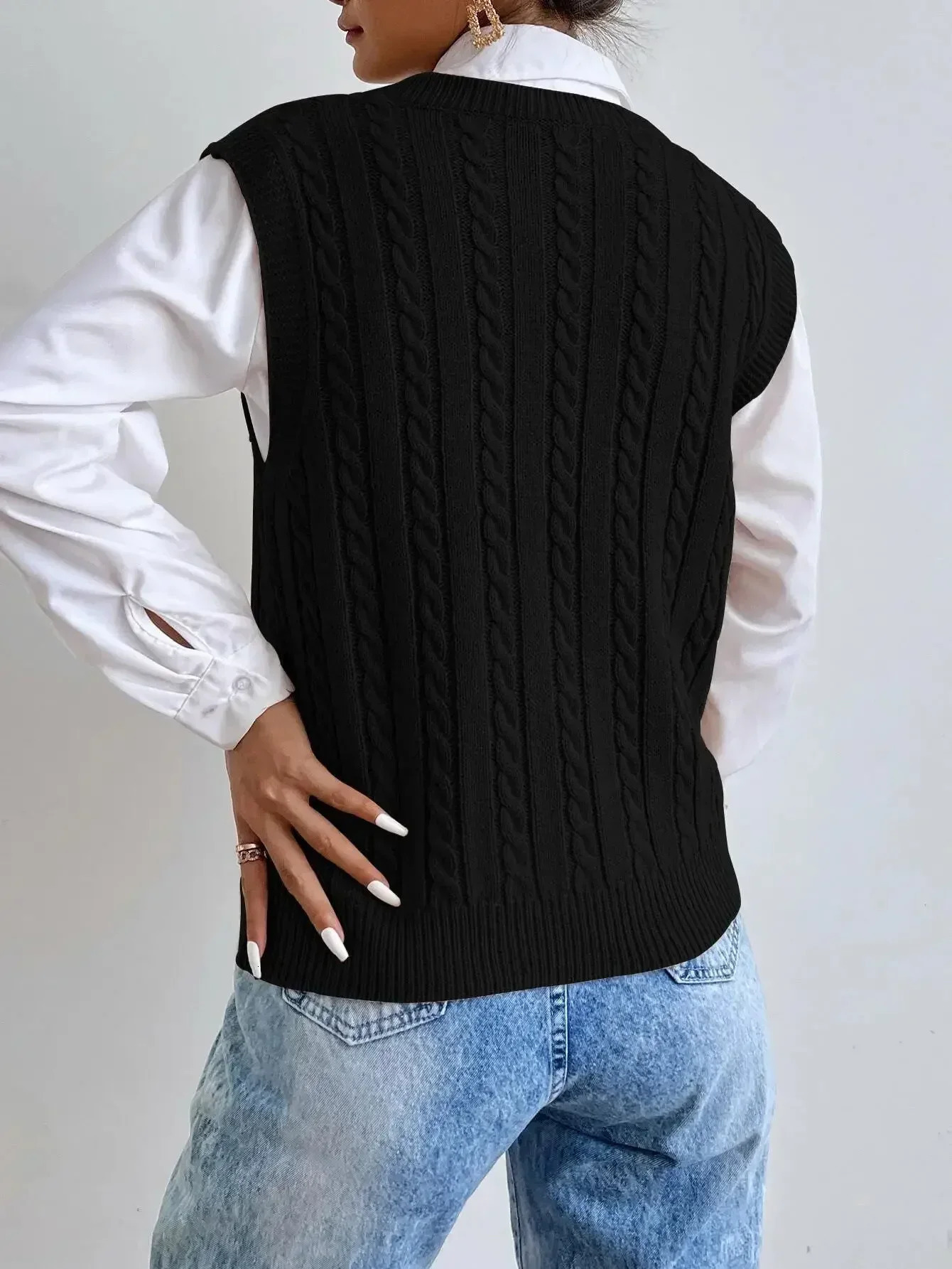 Spring Women Sweater Waistcoat Black Twisted Casual Sleeveless Knitted Pullover Female Jumper Trendy Girl Sweaters 251219