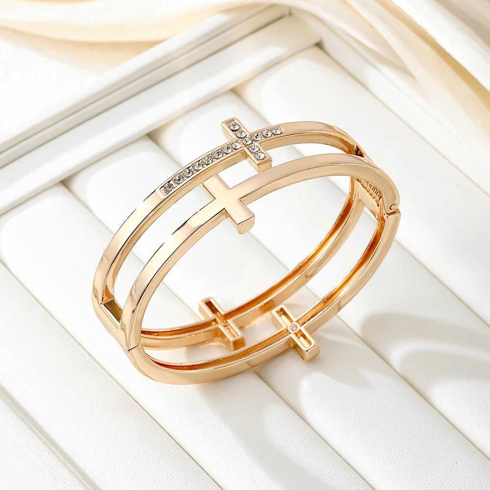 1 Piece of European and American Style Metal Vintage Design Diamond-Encrusted Cross Double-Layer Spring Buckle Ring Jewelry M251220