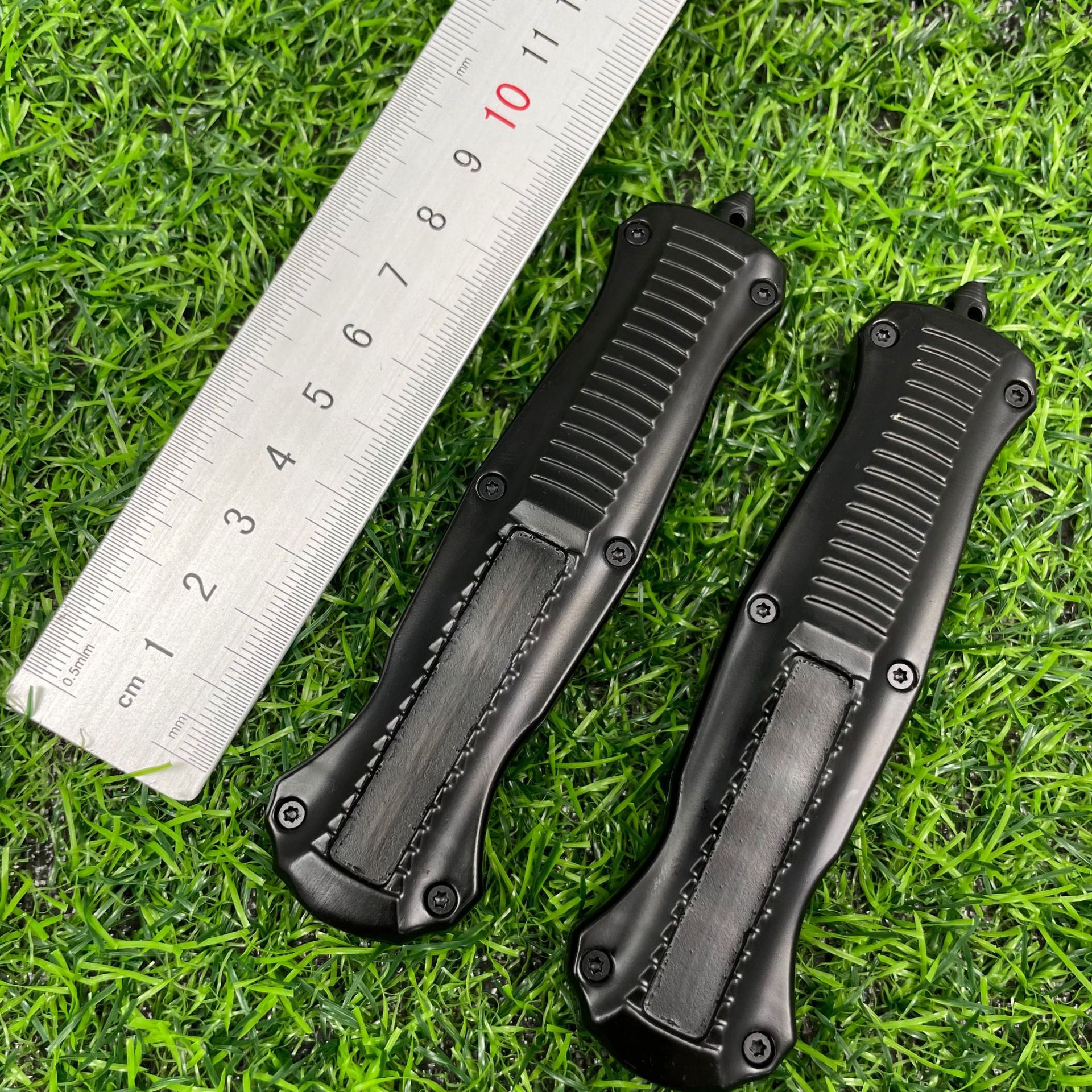 BM 3300 Mini Assisted Open Knife 440C Blade Zinc Alloy Handle Camping Outdoor Fishing Pocket Hiking EDC Survival Multitool Knife
