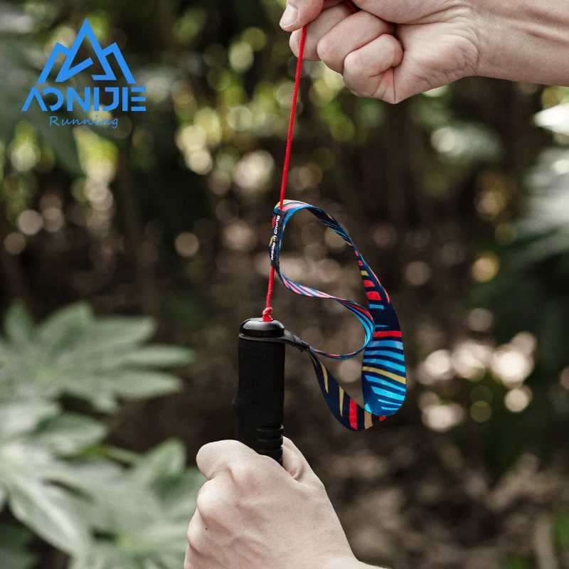 AONIJIE E4204 Lightweight Folding Trekking Poles Carbon Fiber Walking Stick Drawstring Fixed for Hiking Running Mountaineering G251220