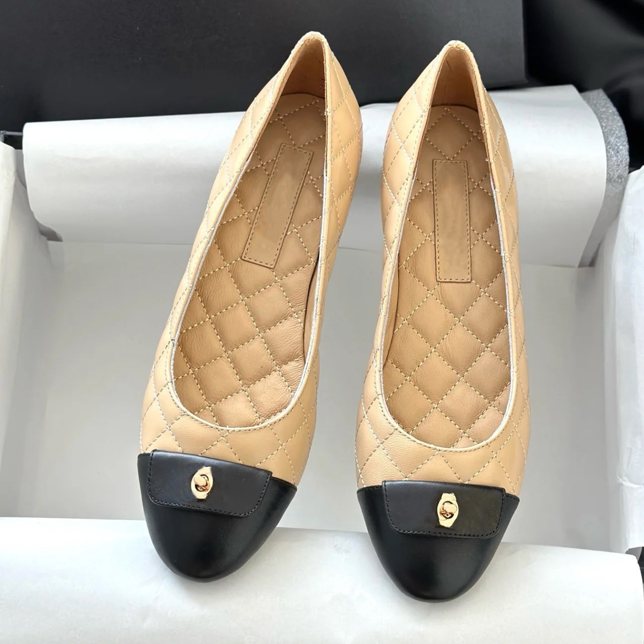 Women Flat Shoes Round Toe Retro Loafers Female Belt Buckle Casual Autumn Luxury brand Shoes Fashion Lady Weaving breathable mesh shoesBallet shoes