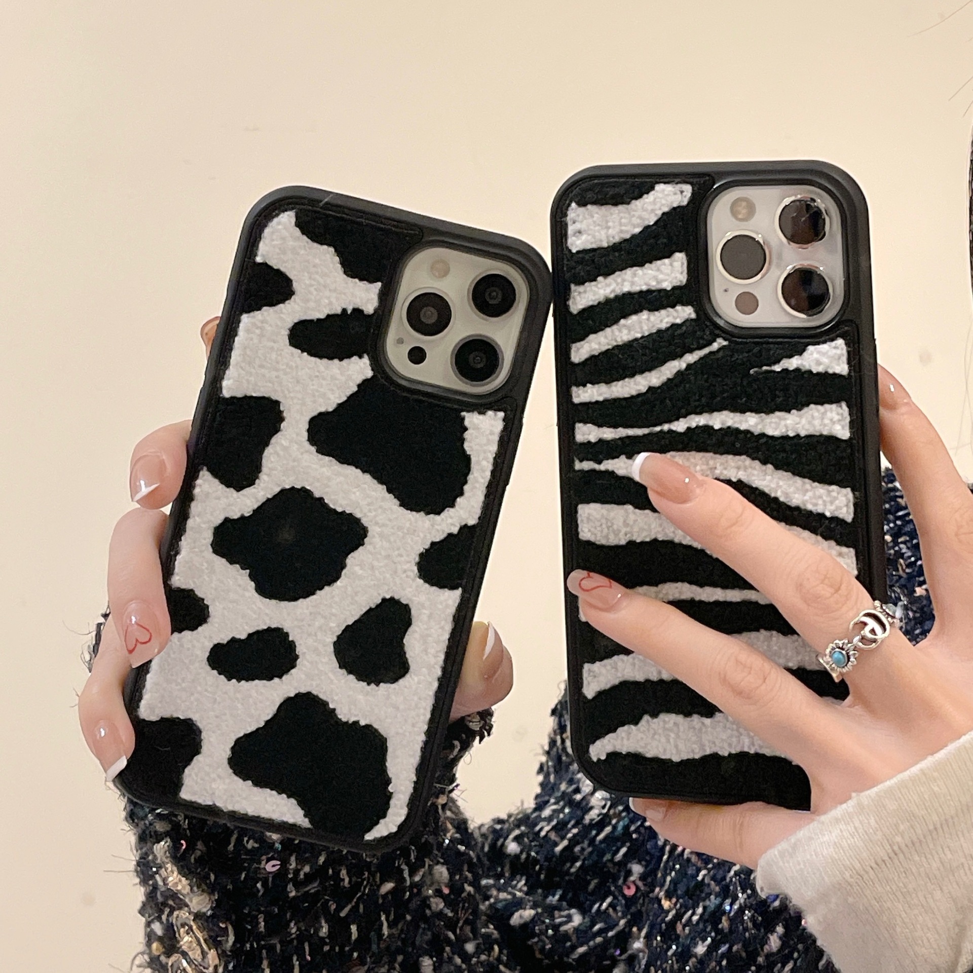 European and American Leopard Apple 16/17 Pro Max Phone Case Compatible with iPhone 15 Zebra Print 14 Women Plush Embroidery