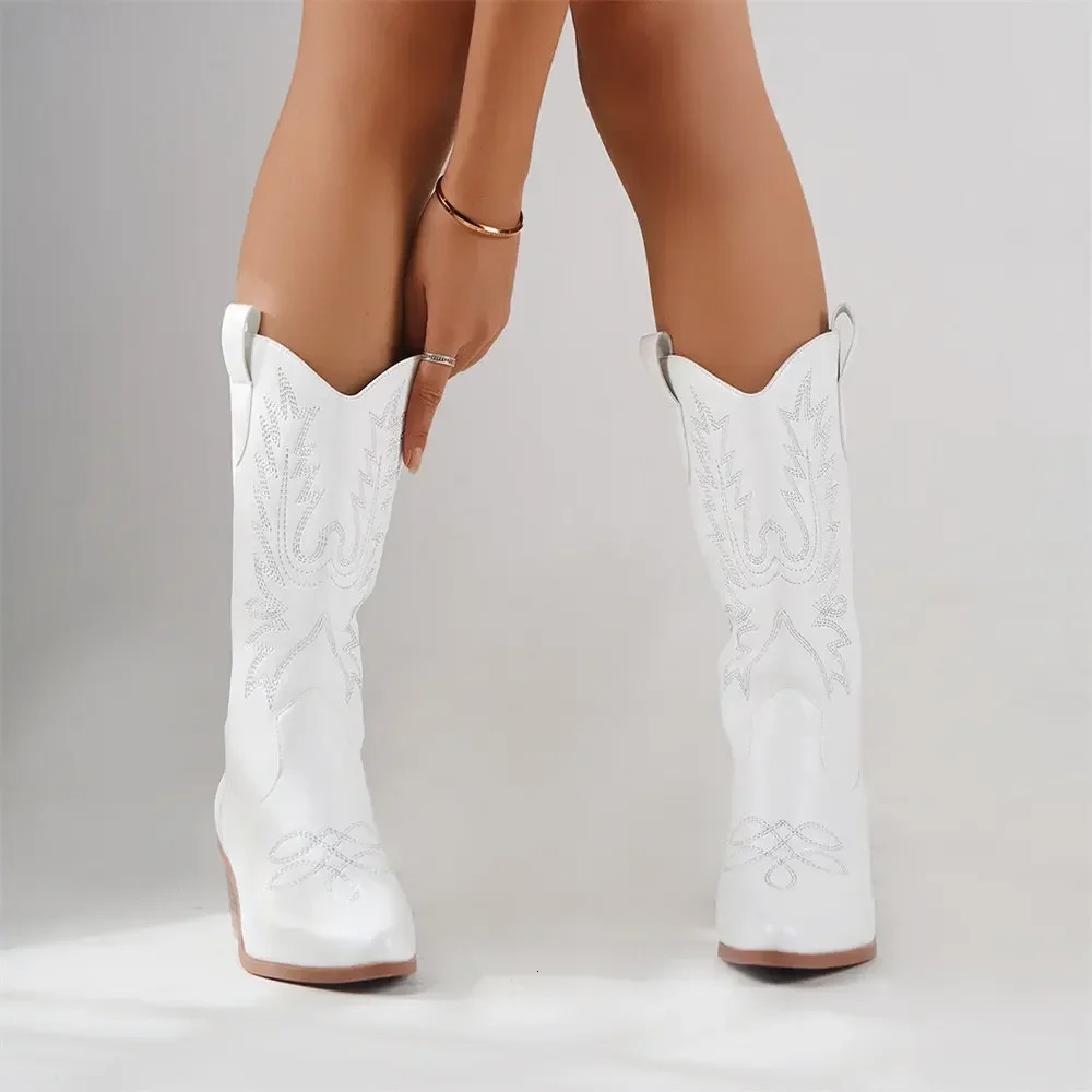 Plus size 43 High Quality Block Heels Midcalf White Cowboy Boots Women Vintage Country Concert Western Shoes 251219