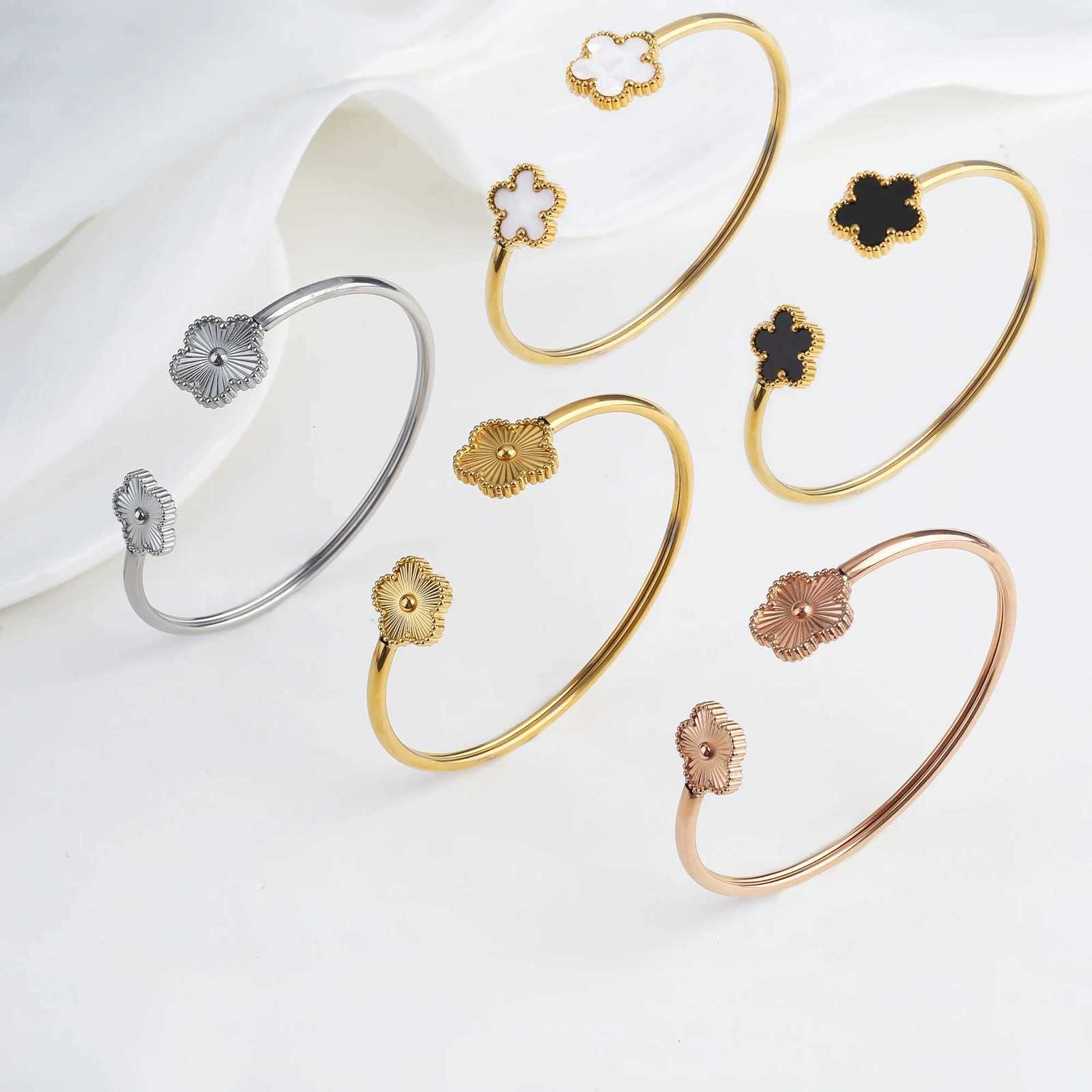 INS Hot Sale Stainless Steel Laser Five Flower Opening Ladies Bangle Classic For Woman Girl C r Jewelry Party Gift 2024 M251220