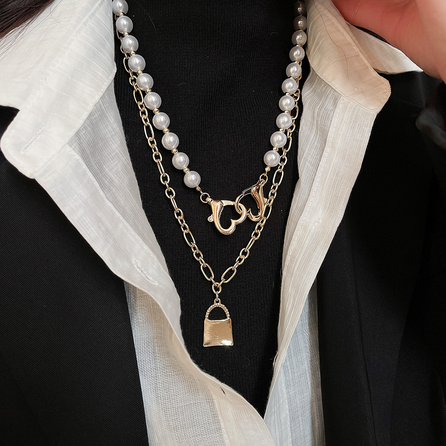 Spicy Girl Style Heart Small Lock Pearl Necklace Fashion Design Sense Niche Collarbone Light Luxury High-end Neck Chain - view 4