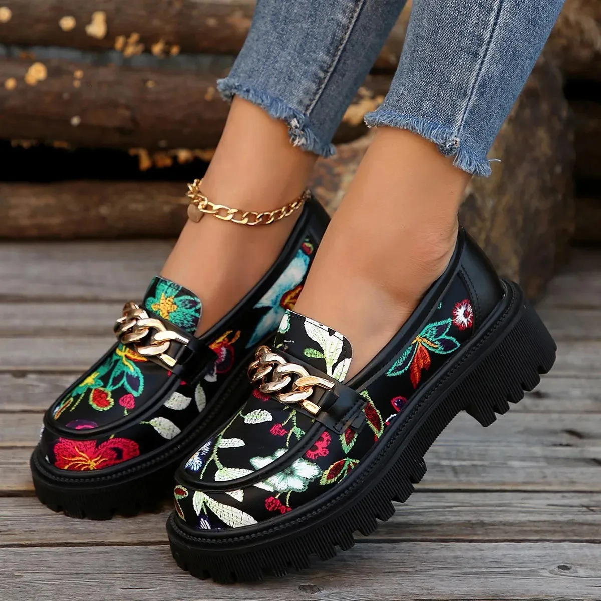 Black Thick Bottom Slip-On Loafers Womens Shoes British Style Summer Arrival Flat Heel round Toe Leather Comfortable Shoes 251219