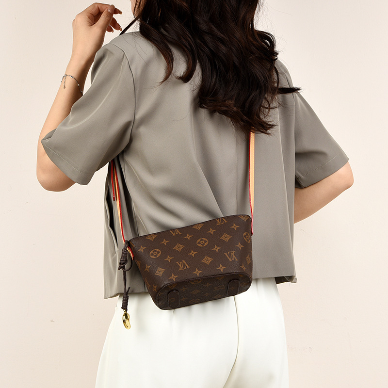 OULAIMEIZI Designer Bag 2025 new high-quality classic printed flap simple large capacity fashionable cross body bag for women