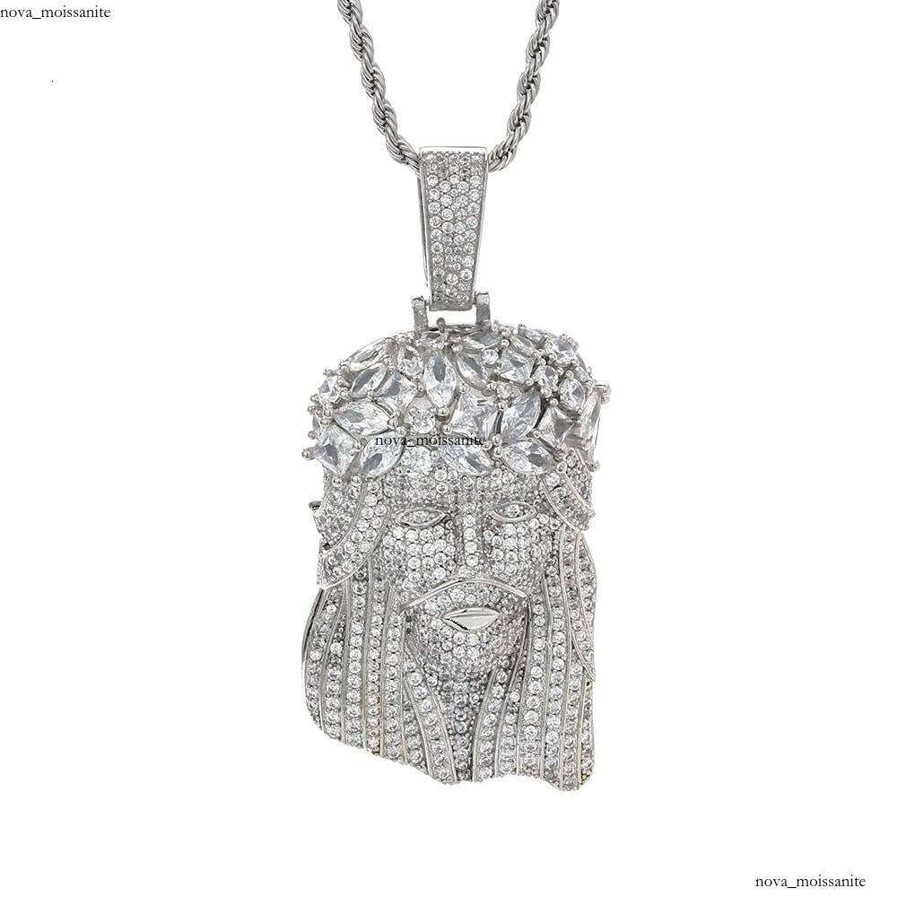 NUOYA Fine Hip-Hop Iced Out CZ Jesus Pendant Gold-Plated Shiny VVS Moissanite Charms Pendants Men's and Women's Rap Jewelry Wholesale
