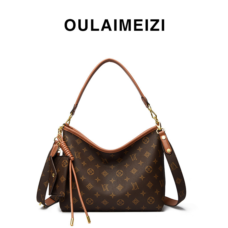 OULAIMEIZI Designer Bag 2025 New Large Capacity Fashionable Casual Tote Bag Classic Printed Retro Underarm Bag for Women yellow brown khaki
