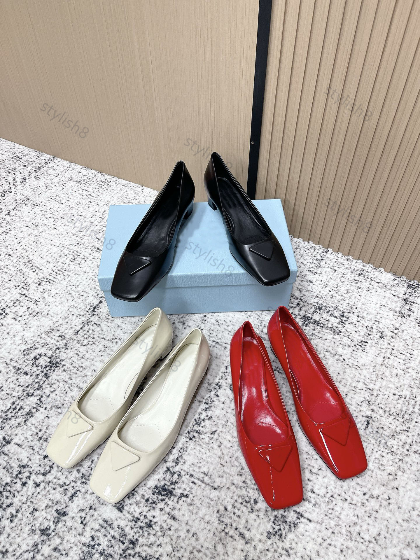 Designer Dress Shoes Fashion Women Leather Sandals Black Red White Patent Slippers