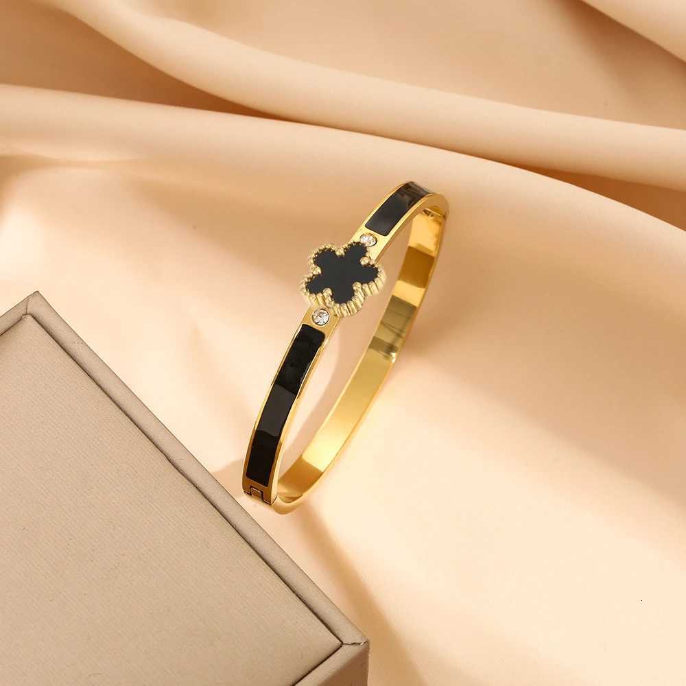Top Quality 5 Colors Gold Plated Stainless Steel Shell Five Flower Open Bangle For Women Men Daily Party Jewelry Fine Gifts M251220