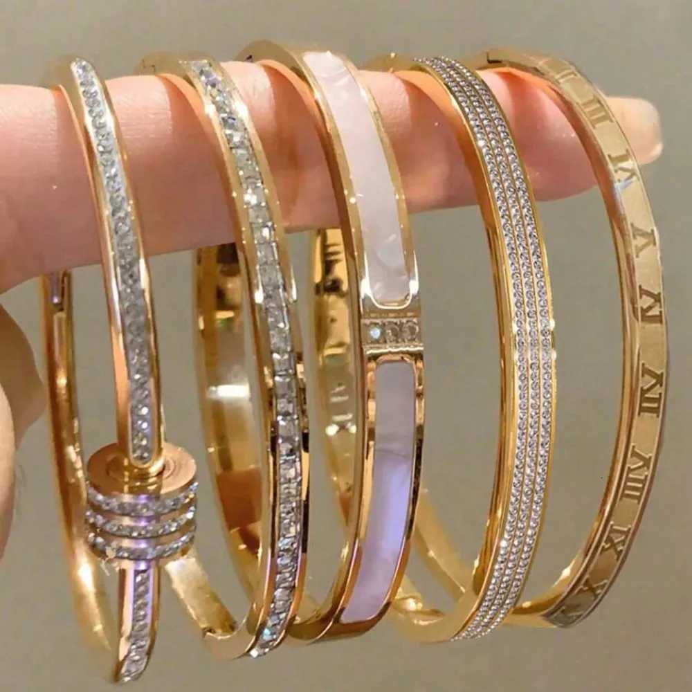 Yupsk Titanium Steel Couples Shiny Zircon Inlaid Stainless Steel Bangles Gold/Silver Color Female Jewelry Gift M251220