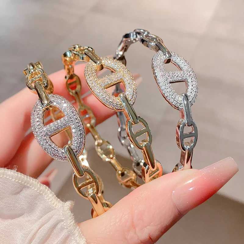 designer new arrival Trendy fashion 18 k gold plated brass jewelry skeleton court style bangle for woman M251220