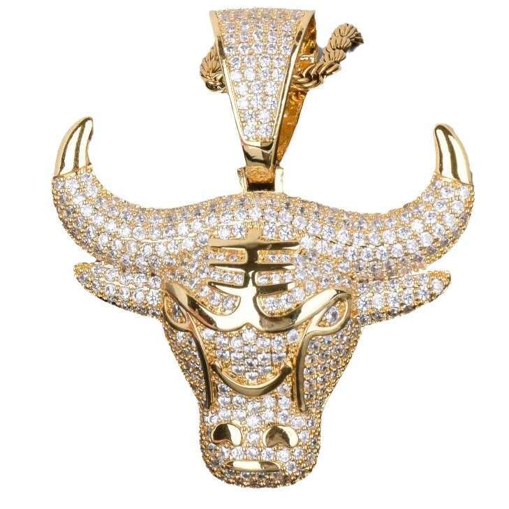 Fashionable and unique moissanite pendant VVS Bull Head Animal Pendant Necklace Men's Copper Inlaid Zircon Hip-Hop Trendy Jewelry