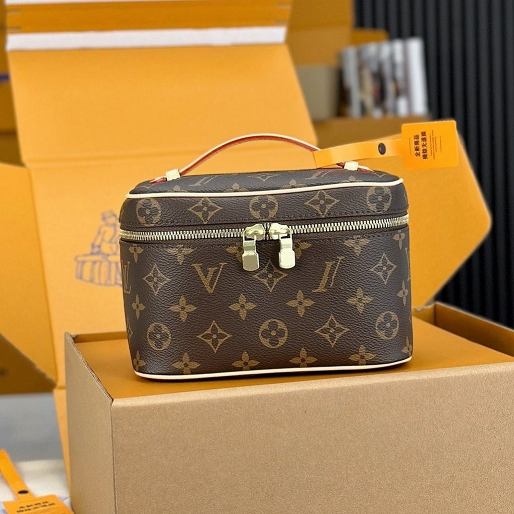 10A Luxury Brand Handbags Wallets Tote Bags High-Quality Cosmetic Bag for Women Fashionable Storage Pouch Classic Zipper Closure Coated Canvas with Leather Trim