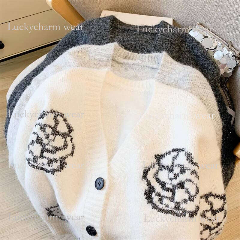Women's White V-Neck Jacquard Cardigan Luxury Vintage 2000S Y2k Jumper Top Knitwear Long Sleeves Cashmere Sweater Autumn