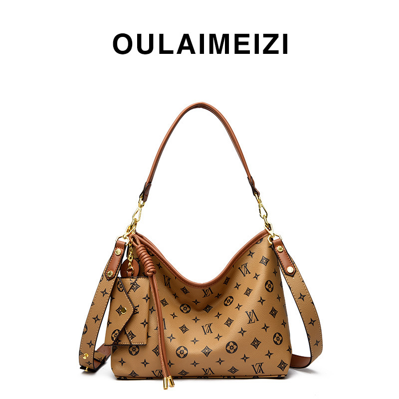 OULAIMEIZI Designer Bag 2025 New Large Capacity Fashionable Casual Tote Bag Classic Printed Retro Underarm Bag for Women yellow brown khaki