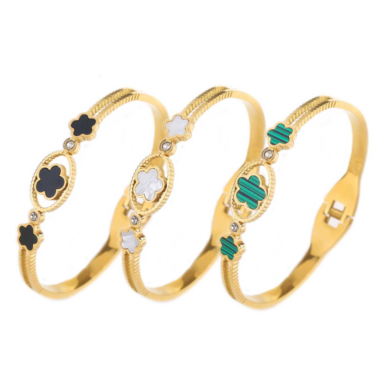 Chunky 18k Plating Stainless Steel Five Flower Open Bangle For Women Waterproof Party Wrist Jewelry 2025 Bijoux C r M251220