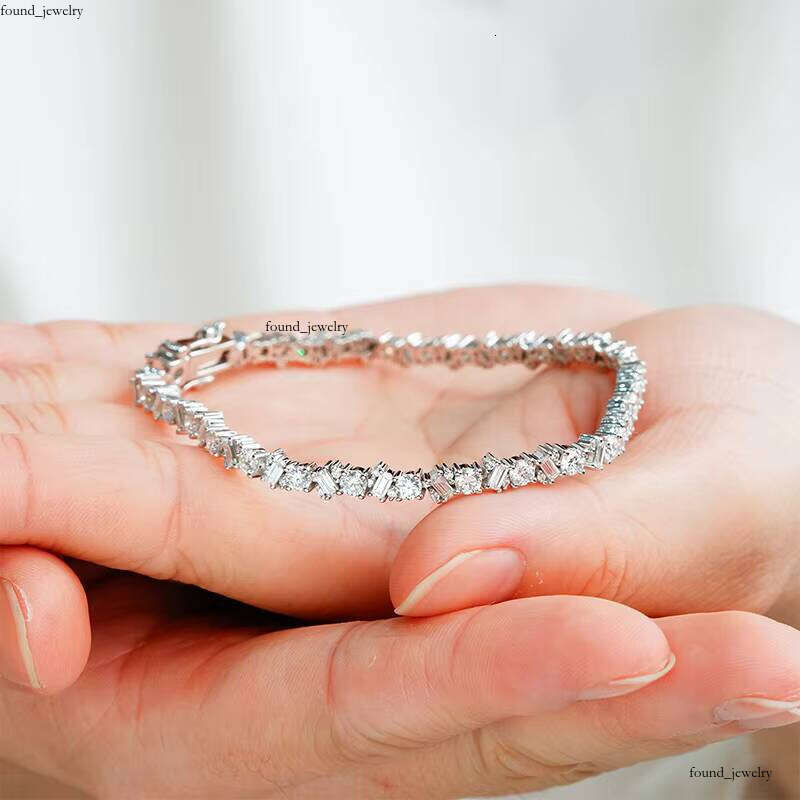 VVS Moissanite Starsgem Confetti 10k Gold Multi-Shaped Fashionable Classic Bracelet Popular Design for Men and Women