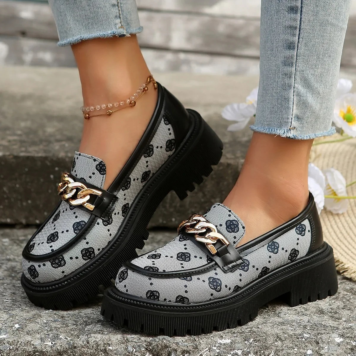 Black Thick Bottom Slip-On Loafers Womens Shoes British Style Summer Arrival Flat Heel round Toe Leather Comfortable Shoes 251219