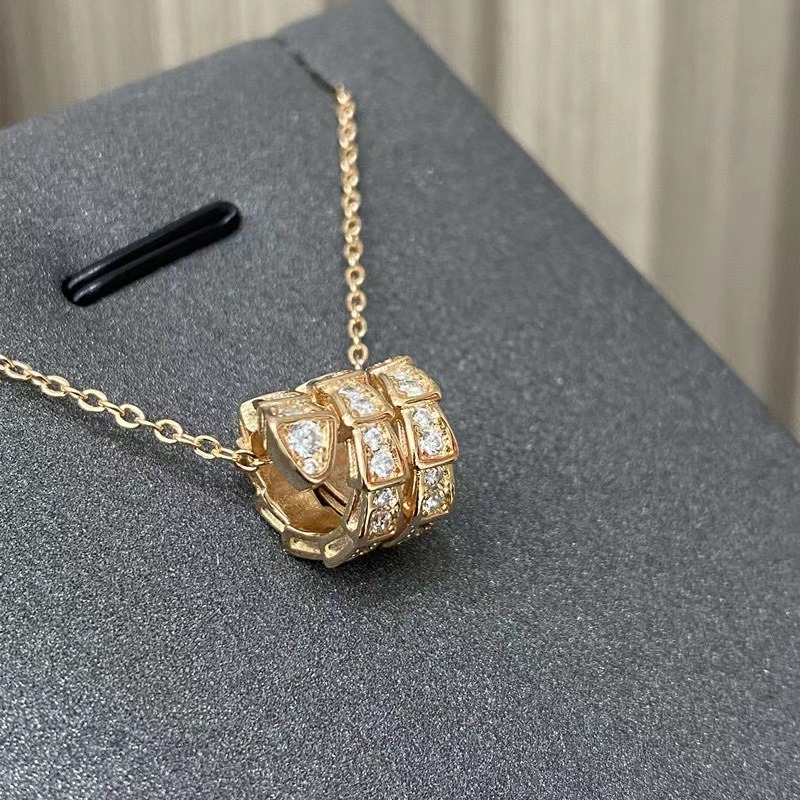 luxury jewelry designer necklace jewelry Designer Women's Necklace with Luxury Snake-Shaped Pendant Rose Gold Stainless Steel necklaces women jewellery jewlery
