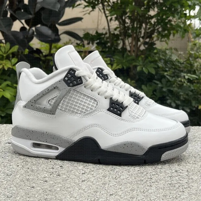 Black Cat 4s Men Basketball Shoes White Cement Sail White Oreo Red Brick By Brick Pure Money Bred Mens Womens Trainer Sports Sneakers Shoes