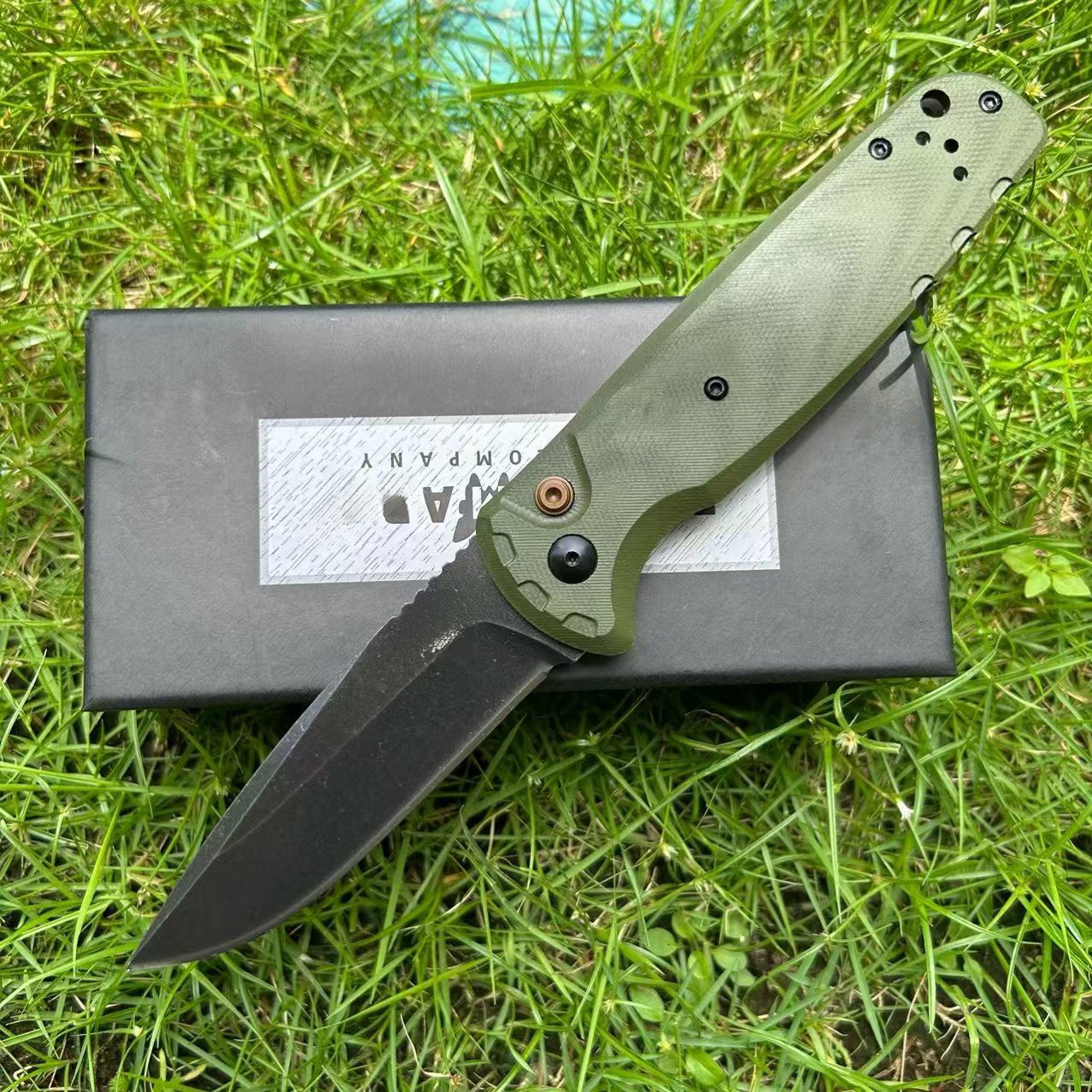 BM 4300 High-Quality Pocket with D2 Blade and G10 Handle - High-Strength Sharp Outdoor Camping Folding Portable Knife