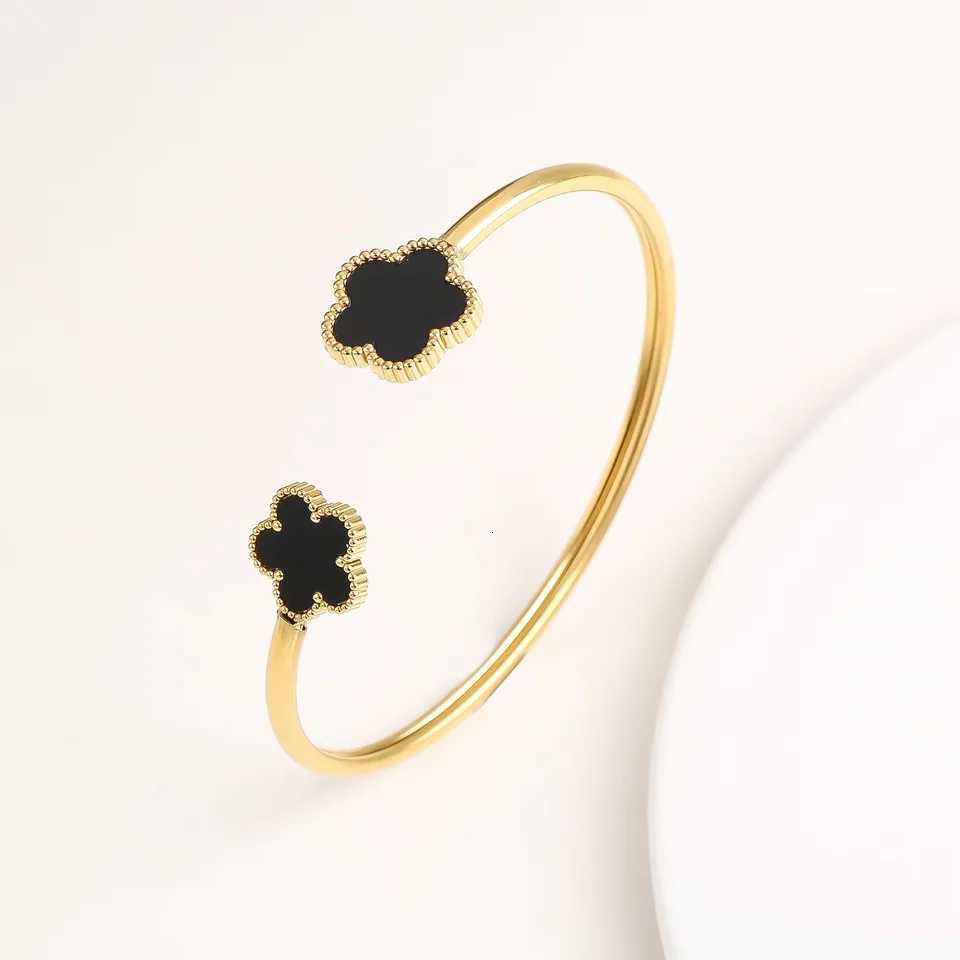 INS Hot Sale Stainless Steel Laser Five Flower Opening Ladies Bangle Classic For Woman Girl C r Jewelry Party Gift M251220