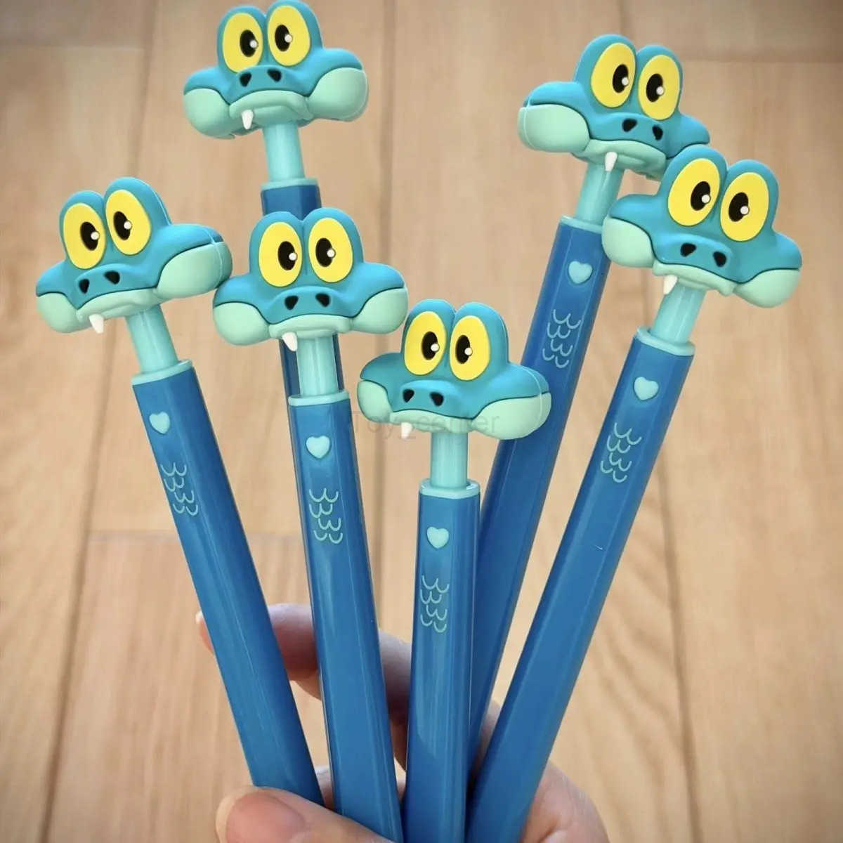 Disney Cartoon Zootopia 2 Anime Periphery Gary Snake Ballpoint Pen Detoxification Pen Creative Fun Desktop Ornament Student Stationery H251220
