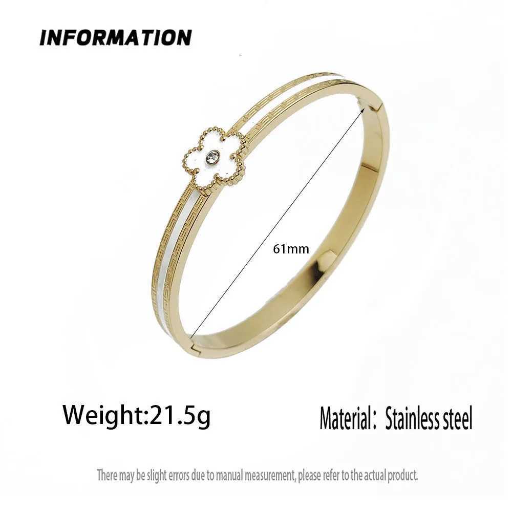 Charming five- c r zircon enamel gold-plated stainless steel womens waterproof and rust-free worn by couples M251220