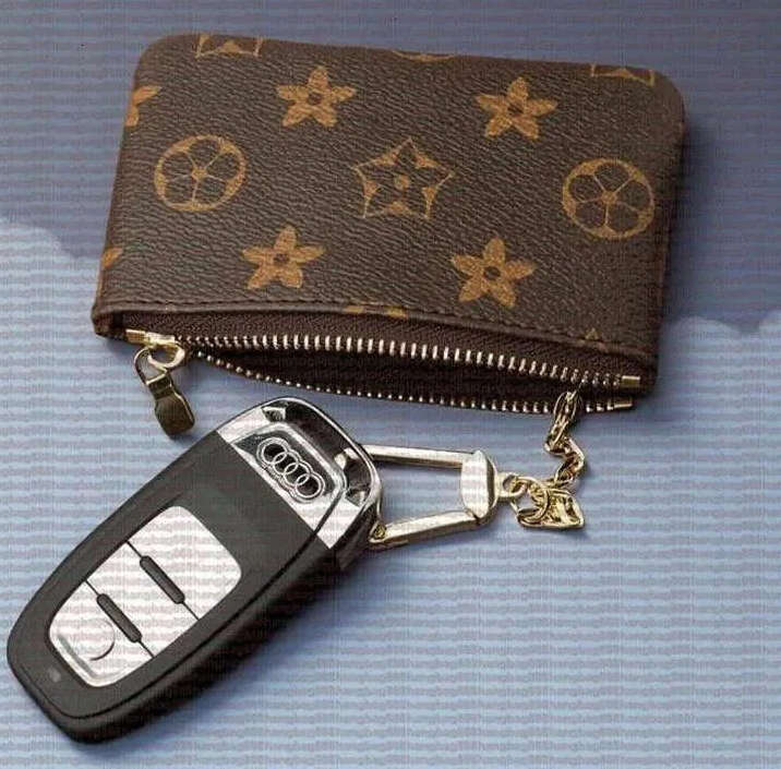 Designer Bag high quality S KEY POUCH POCHETTE CLES Women Mens Key Ring Credit Card Holder Coin Purses Mini Wallet Best Seller