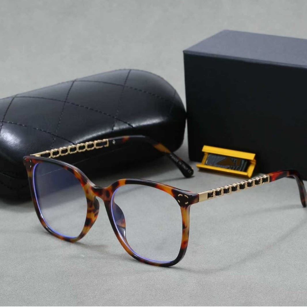 Luxury Sunglasses Women men Classic Beach Shading polarized UV400 protection Glasses With Box Case High Quatity Eyeglasses Z260306