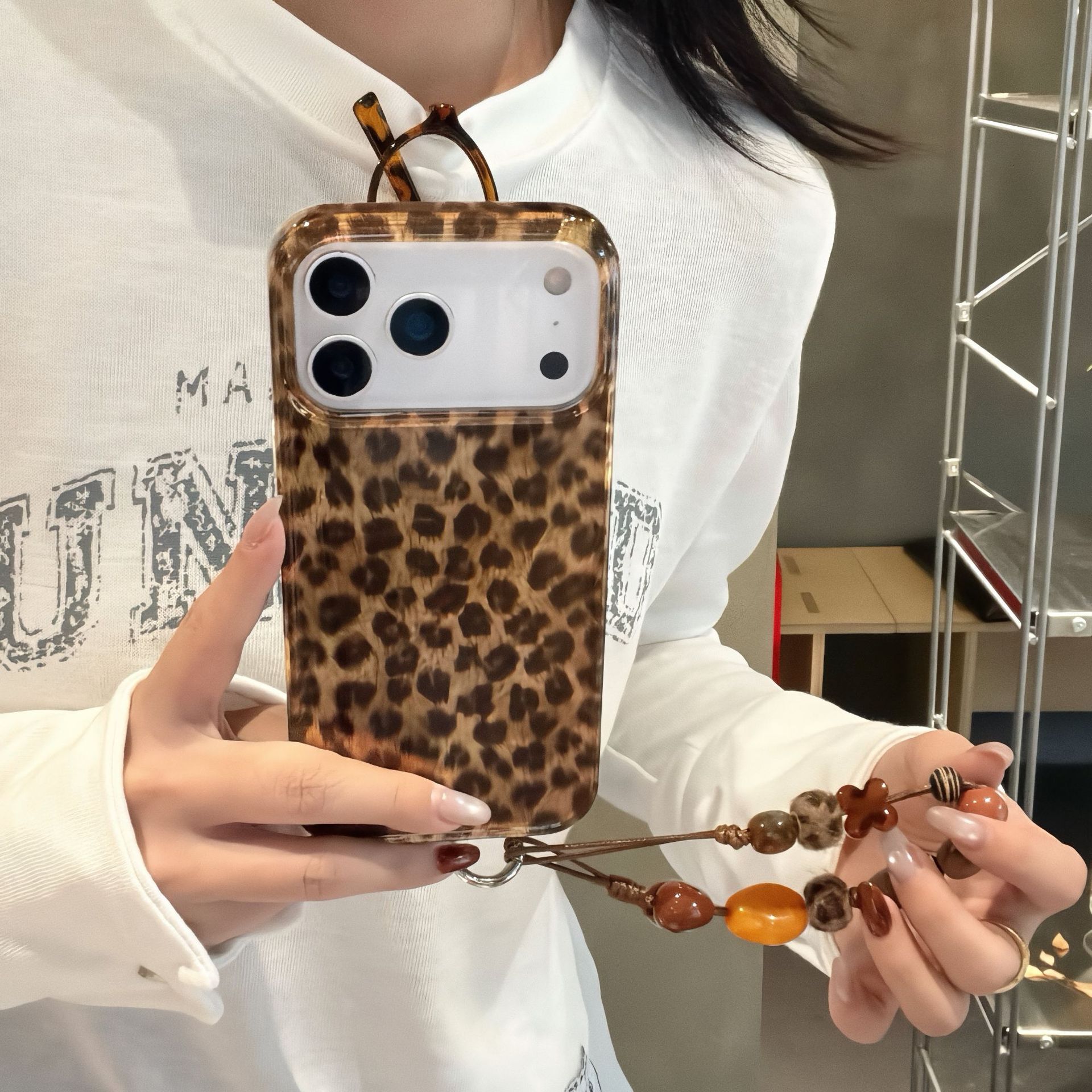 ins Autumn Winter Fashionable High-end Melad Leopard Print Compatible with iPhone 17 Pro Max Apple 16 Phone Case 15