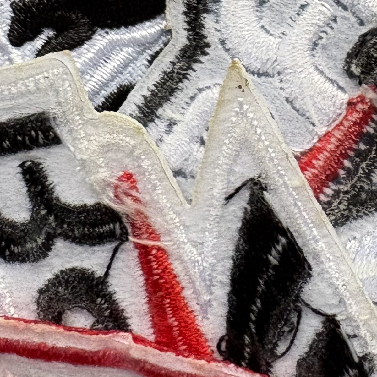 K18-29 Fashion Sport Brand Letter iron on Patches for Clothes Backpack DIY Sewing Coat Ironing Embroidery Patch for repair hole Coat hat Decor T Shirt appliques