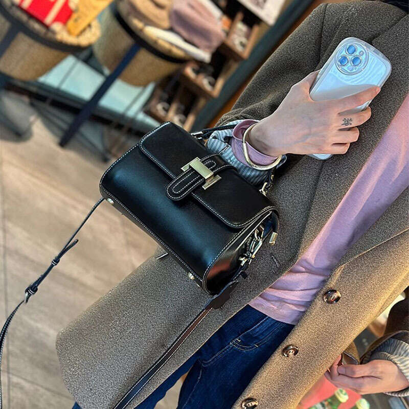 Luxury bag designer bag handbag Hobo women's small square bag 2025 new crossbody armpit bag retro leather light luxury shoulder bag cowhide small