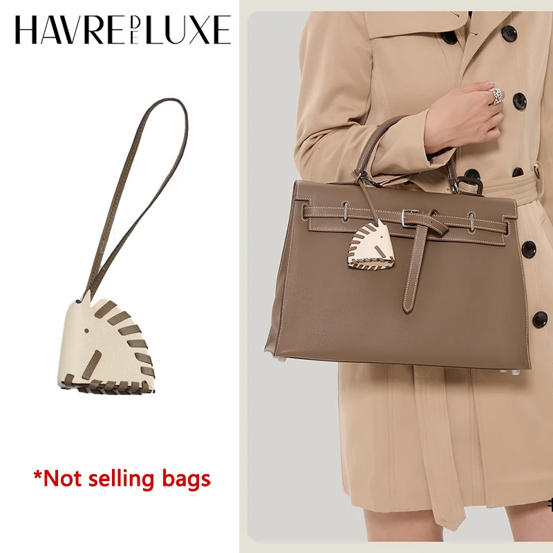 Genuine Leather Woven Horse Head Bag Charm For Women Durable Handmade Imported Light Car Hanging Accessories 251219