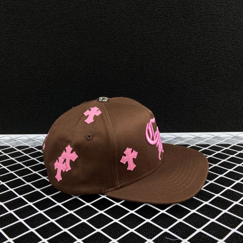 Luxury baseball caps, embroidered sun hats, baseball caps, truck driver caps. Accessories: Labels, tags, brand