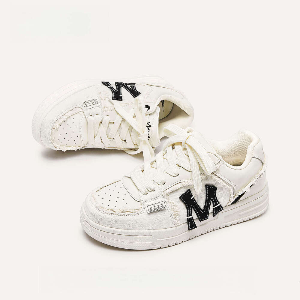 White Casual shoes Niche Versatile Height-Increasing Low-Top Unisex Couple's Sneakers Men's Shoes Designer Basketball Shoes Trainers Sneaker