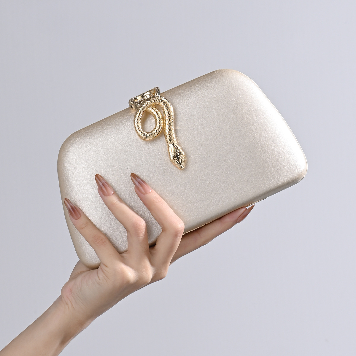 Luxury Brand Designer Bag New Evening Bag Small Fragrance Style Sequin Niche Box Bag Clutch Bag Evening Bag Dress Bag Banquet Bag