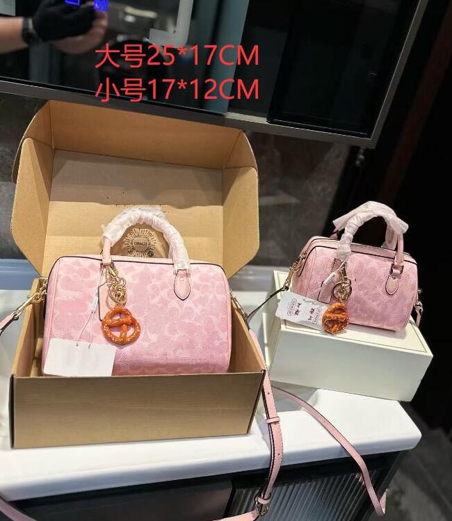 Bags Purses Designer Woman Quilting Pillow 16cm Handbag Letter Buckle Flap Casual Leather Solid Color Crossbody Shoulder Bag For Lady Classic Exquisite 25cm